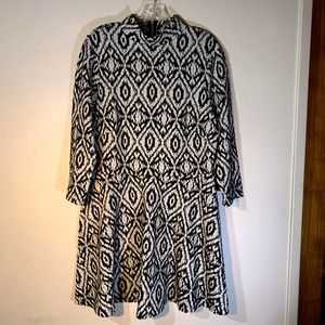 H&M long sleeve mock neck black and white patterned dress size extra large